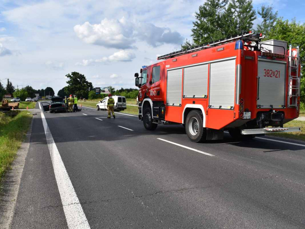 Poważny wypadek w Nowej Dębie. Ogromny korek na krajowej 