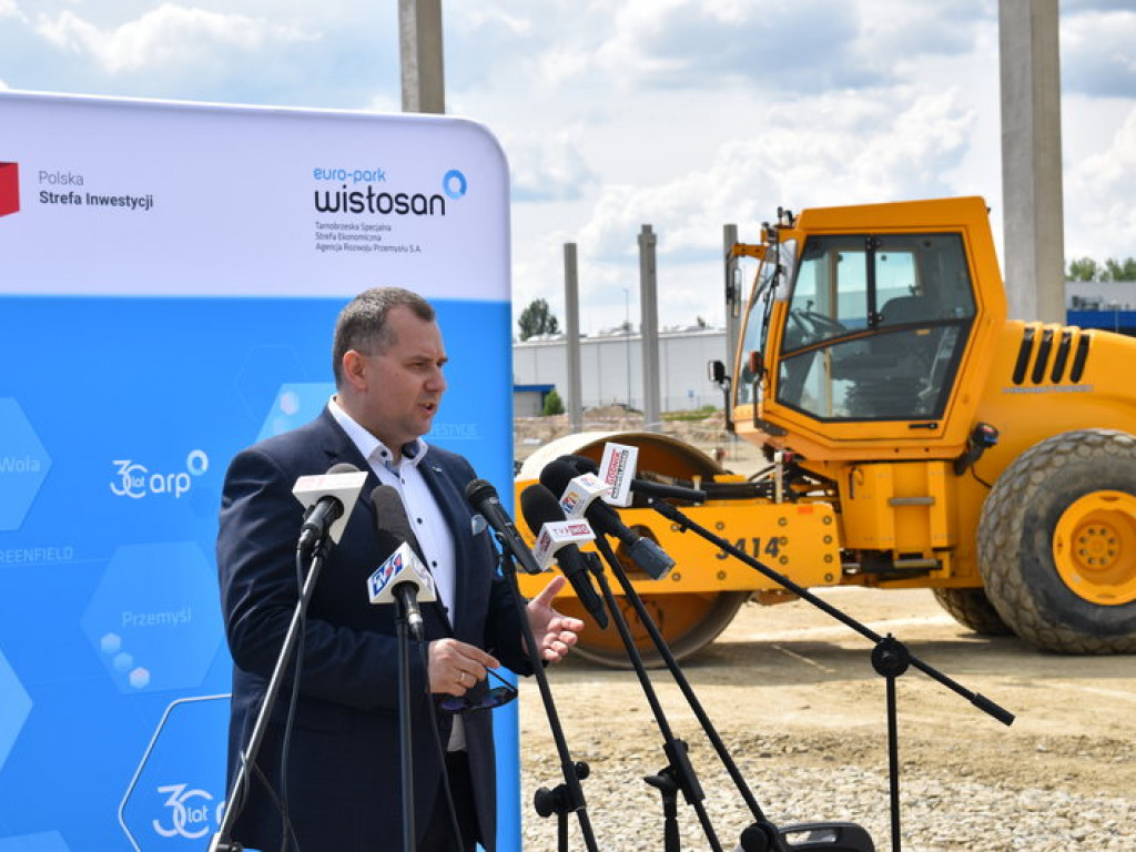 W Tarnobrzegu powstanie nowa fabryka. Wmurowano kamień węgielny pod budowę hali [zdjęcia]