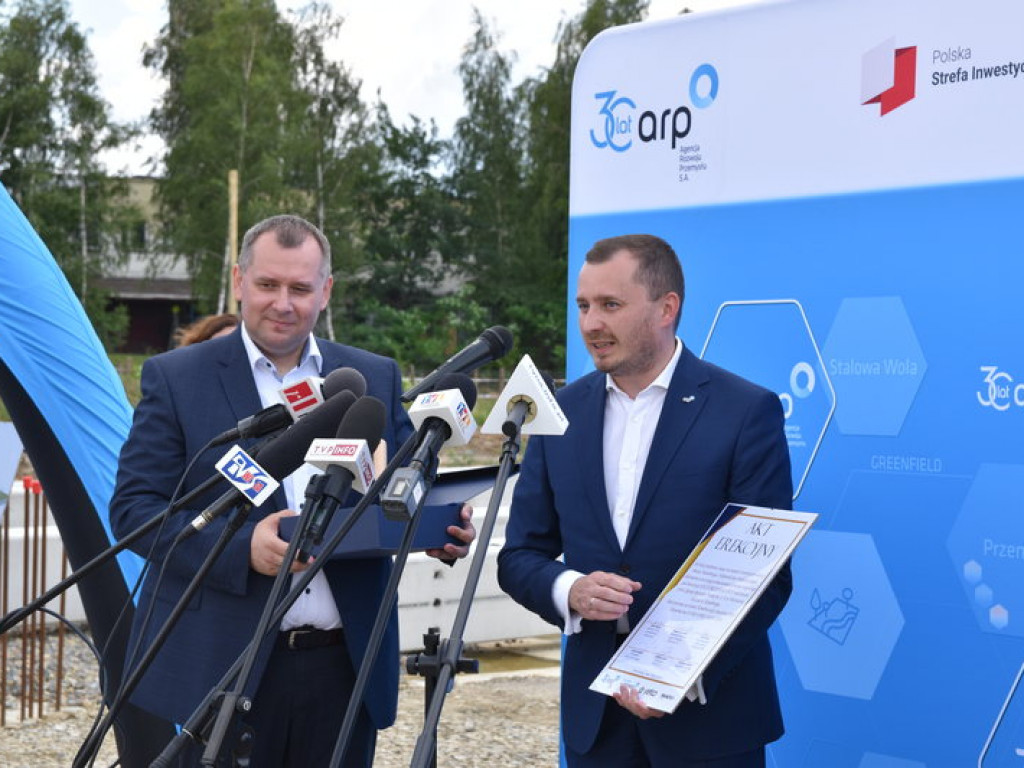 W Tarnobrzegu powstanie nowa fabryka. Wmurowano kamień węgielny pod budowę hali [zdjęcia]