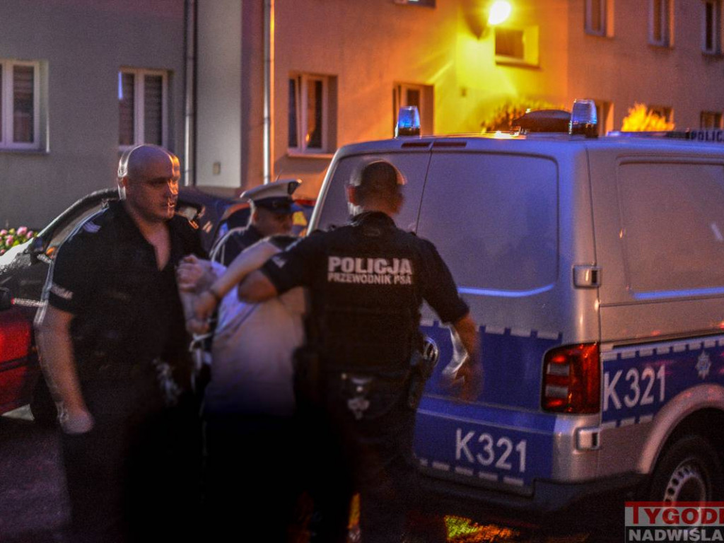 Tarnobrzeg. Jechała samochodem pod wpływem alkoholu? 36-latka w areszcie [zdjęcia]