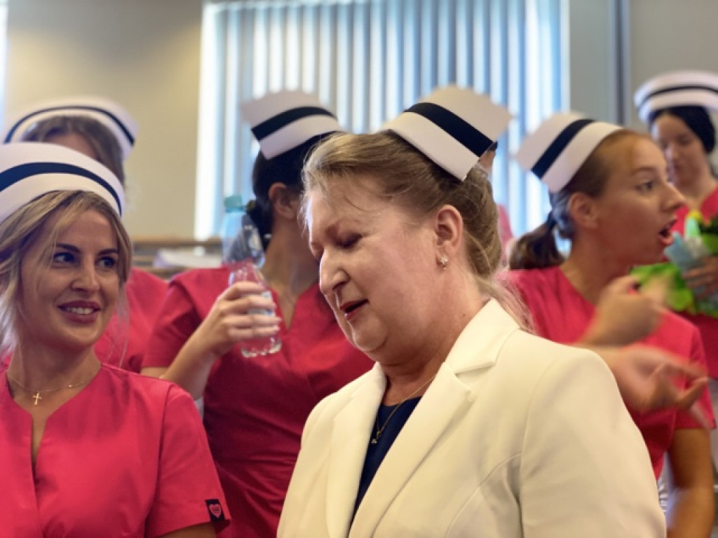 Wzruszająca ceremonia nadania czepków pielęgniarskich w Państwowej Uczelni Zawodowej w Tarnobrzegu [zdjęcia]