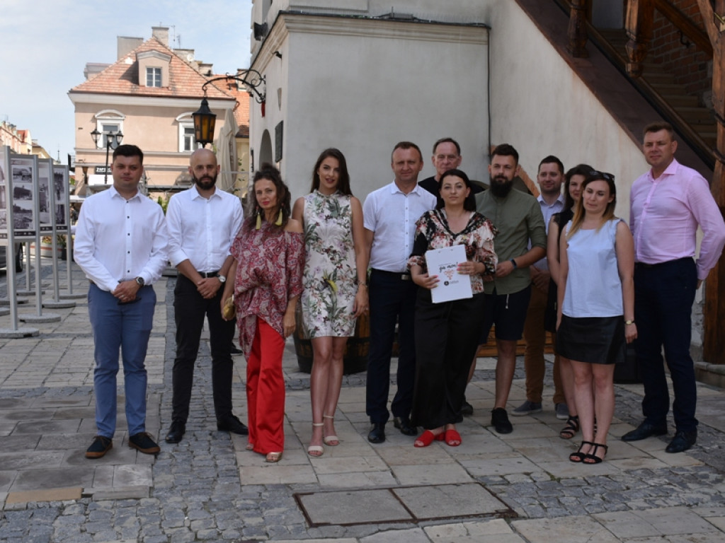 Nadwiślański Fashion Week, czyli wielkie regionalne święto mody tuż-tuż