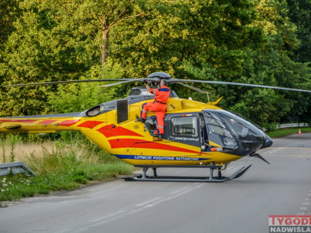 Wypadek w Grębowie! Młody mężczyzna uszkodził kręgosłup w przydomowym basenie [zdjęcia]