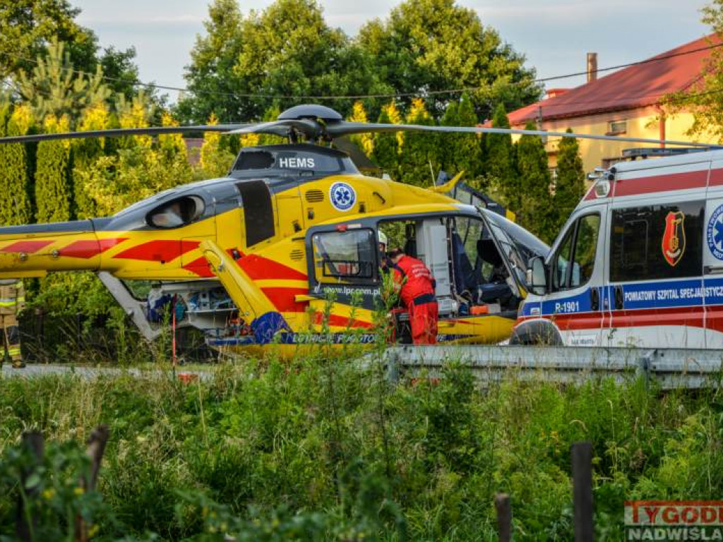 Wypadek w Grębowie! Młody mężczyzna uszkodził kręgosłup w przydomowym basenie [zdjęcia]