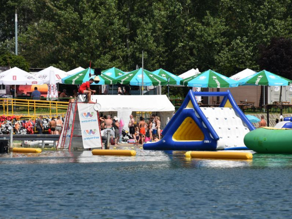 Tak było dziś na plaży nad Jeziorem Tarnobrzeskim [zdjęcia]