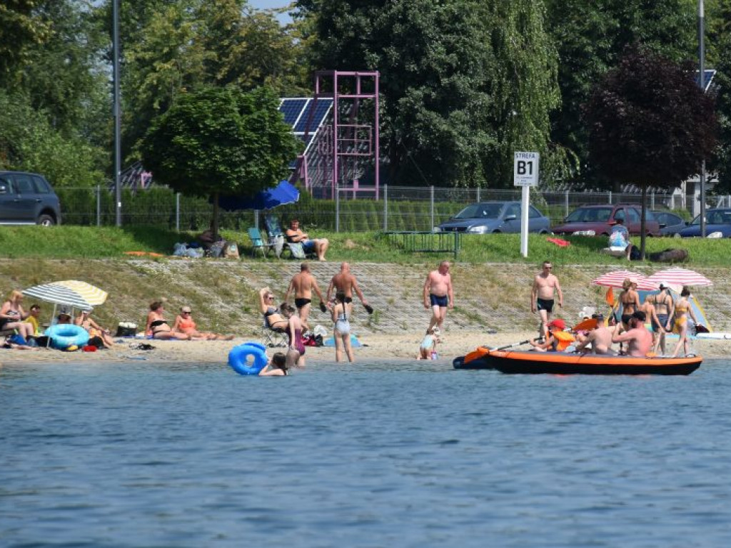 Tak było dziś na plaży nad Jeziorem Tarnobrzeskim [zdjęcia]