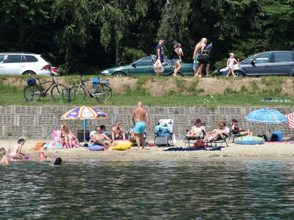 Tak było dziś na plaży nad Jeziorem Tarnobrzeskim [zdjęcia]