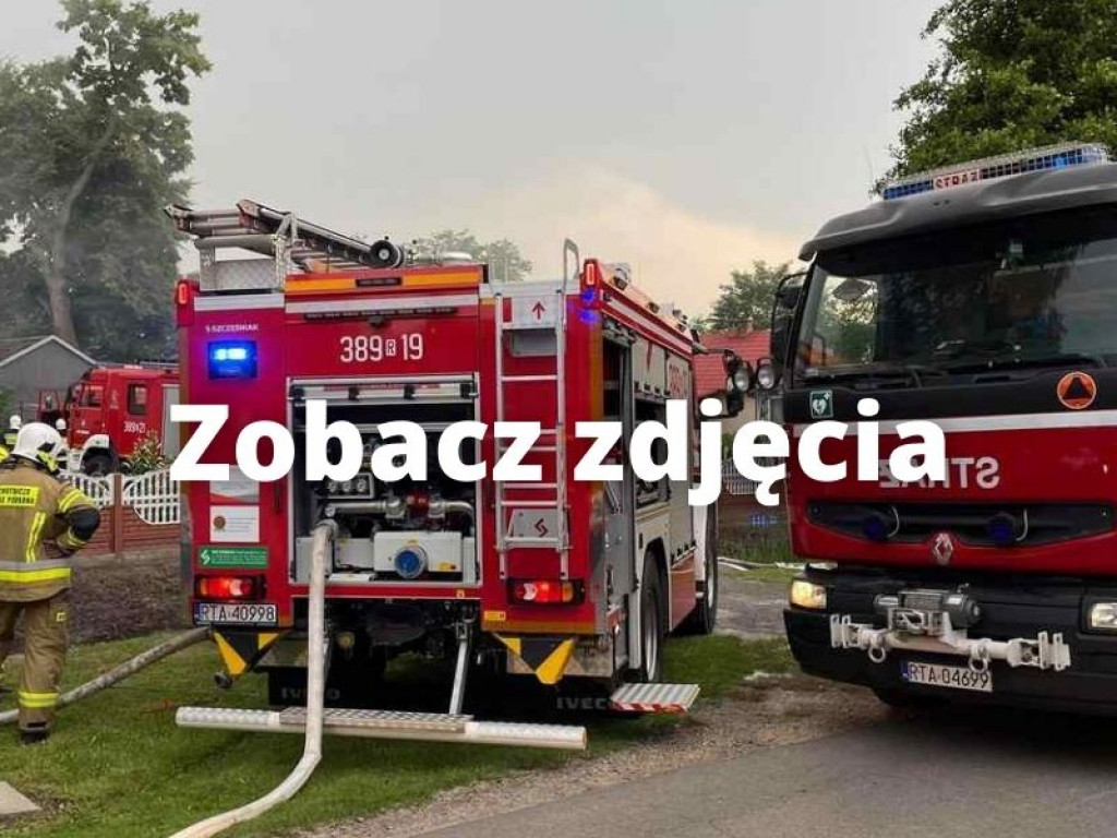 Gm. Gorzyce. 5 zastępów straży gasiło pożar w Orliskach. Budynek gospodarczy spłonął doszczętnie [zdjęcia]