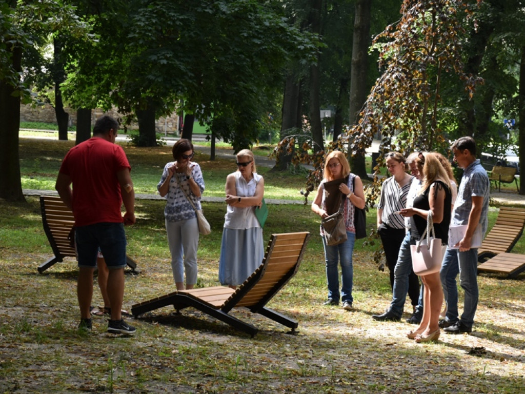 Sandomierz. Prace w parku zakończone. Ruszyła fontanna [zdjęcia]