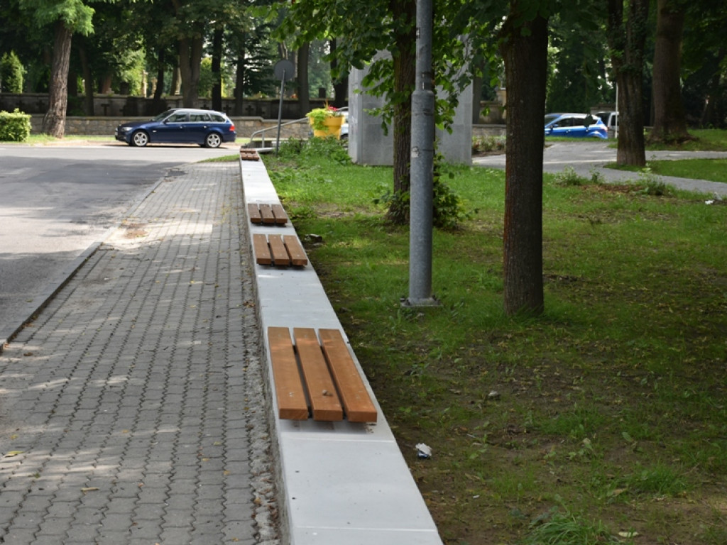Sandomierz. Prace w parku zakończone. Ruszyła fontanna [zdjęcia]