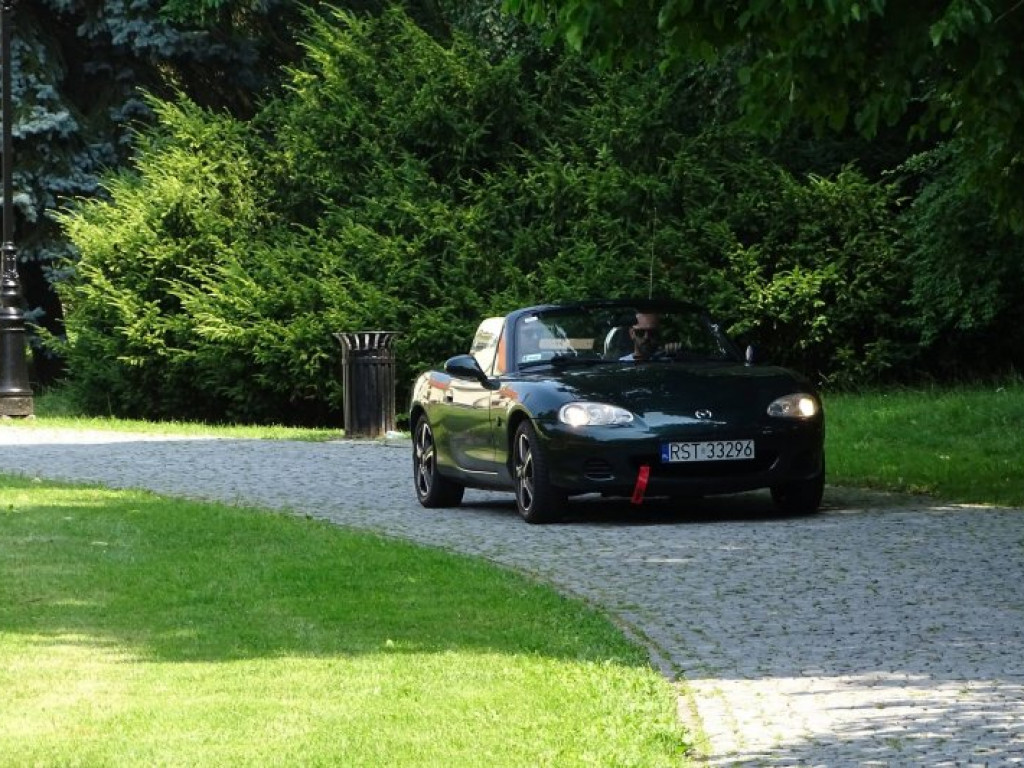 Mazdy MX 5 zjechały do Tarnobrzega [zdjęcia]