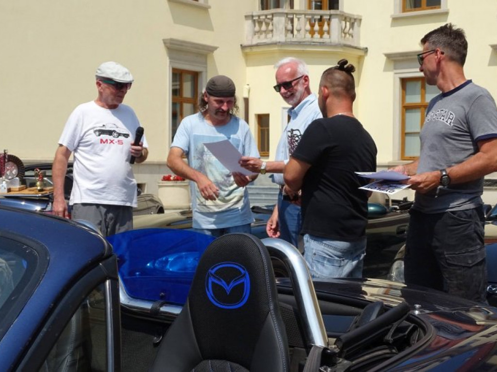 Mazdy MX 5 zjechały do Tarnobrzega [zdjęcia]