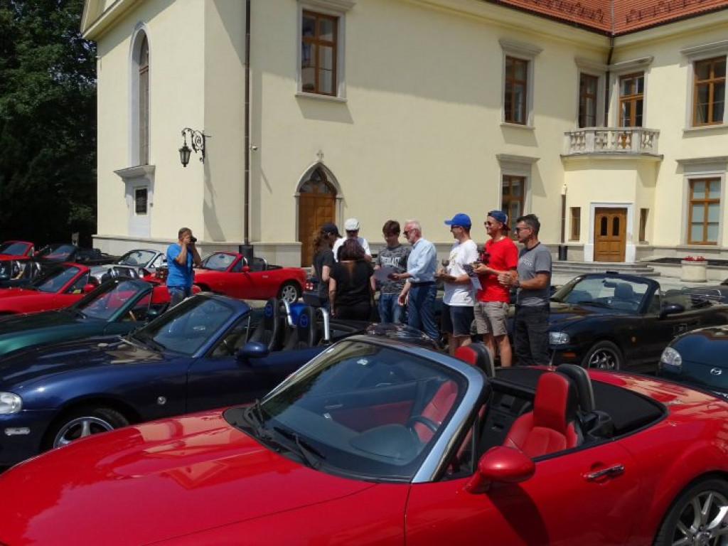 Mazdy MX 5 zjechały do Tarnobrzega [zdjęcia]