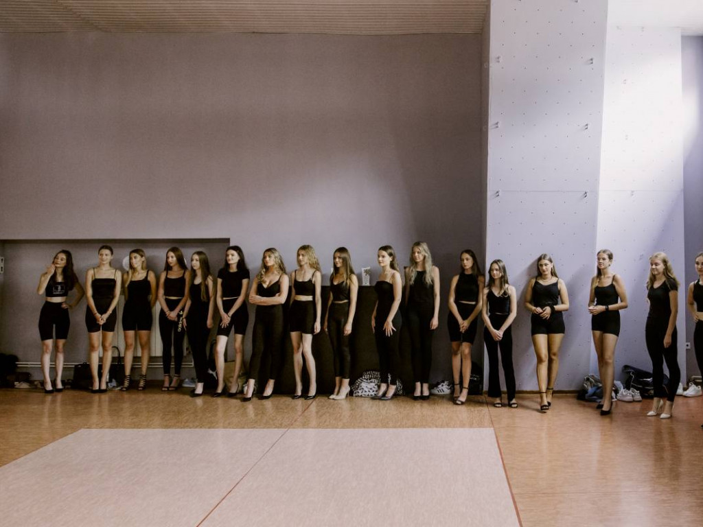 Modelki i organizatorzy rozpoczęli przygotowania do Sandomierz Fashion Street [zdjęcia]