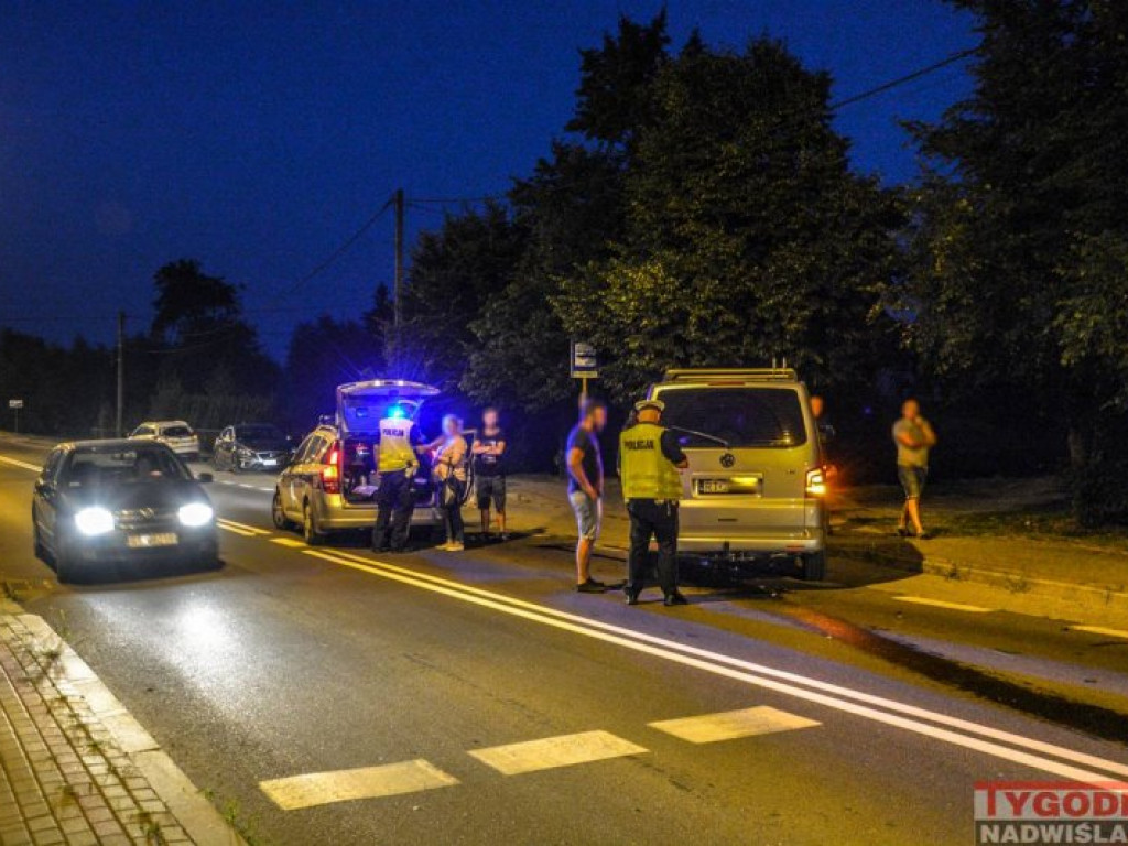 Tarnobrzeg. Kolizja na ul. Warszawskiej. Droga w kierunku Sandomierza zablokowana [zdjęcia]