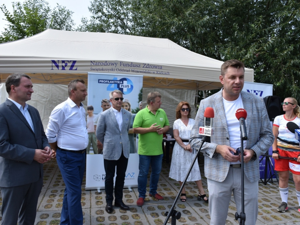 Sandomierz. Badania, porady i nordic walking w miasteczku zdrowia nad Wisłą  [zdjęcia]
