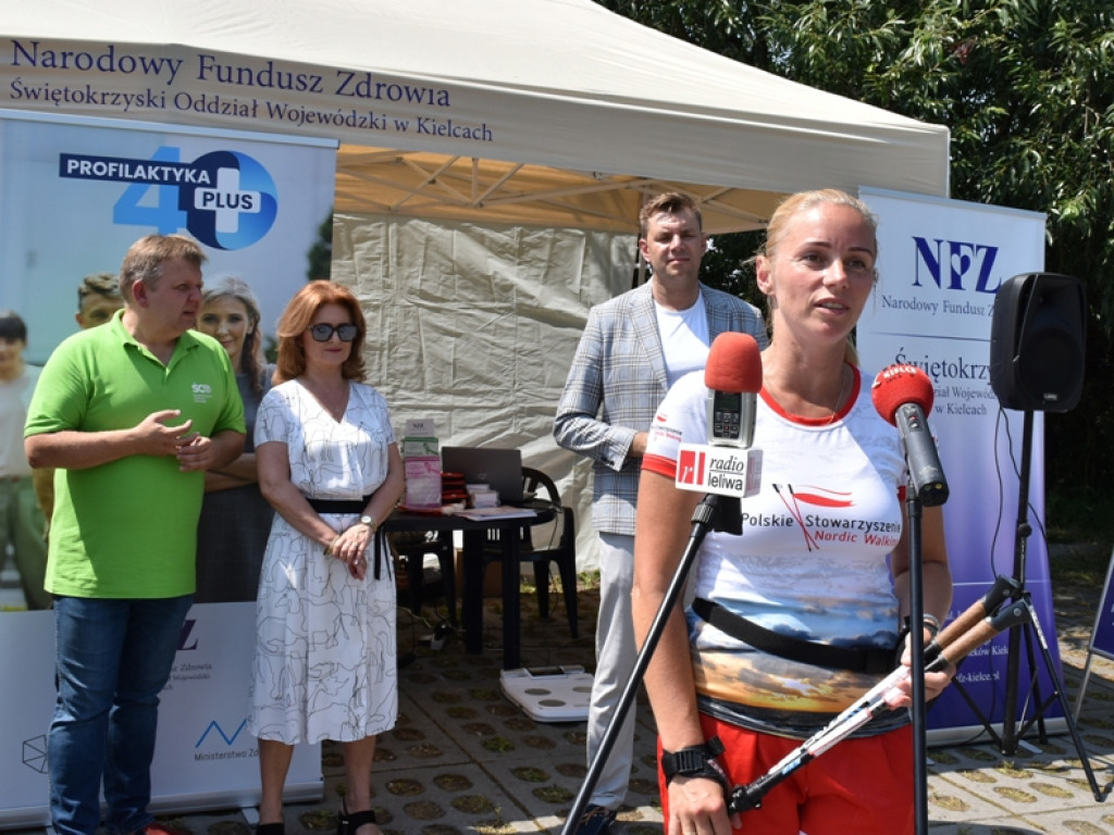 Sandomierz. Badania, porady i nordic walking w miasteczku zdrowia nad Wisłą  [zdjęcia]