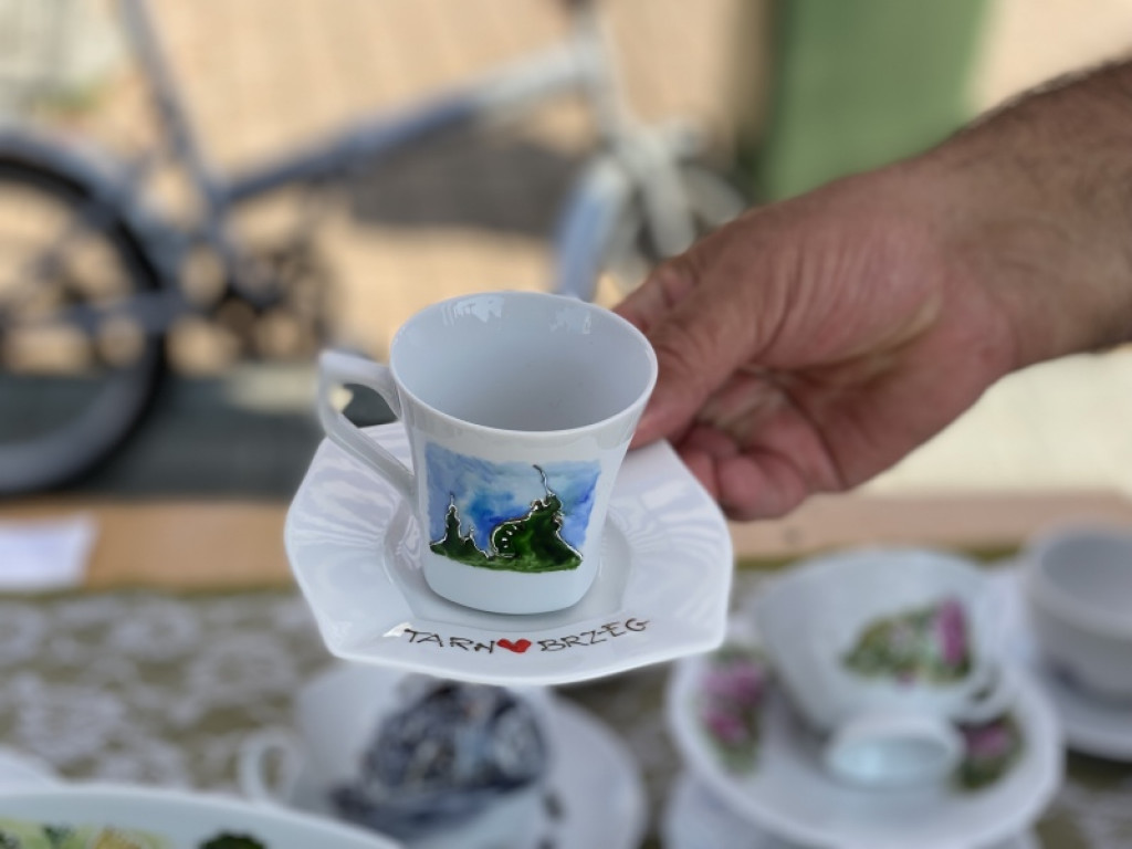 Plecionki, makramy, szydełkowe cuda. Festiwal rękodzieła i rzemiosła w Tarnobrzegu przyciągnął wystawców z różnych zakątków Polski [zdjęcia]