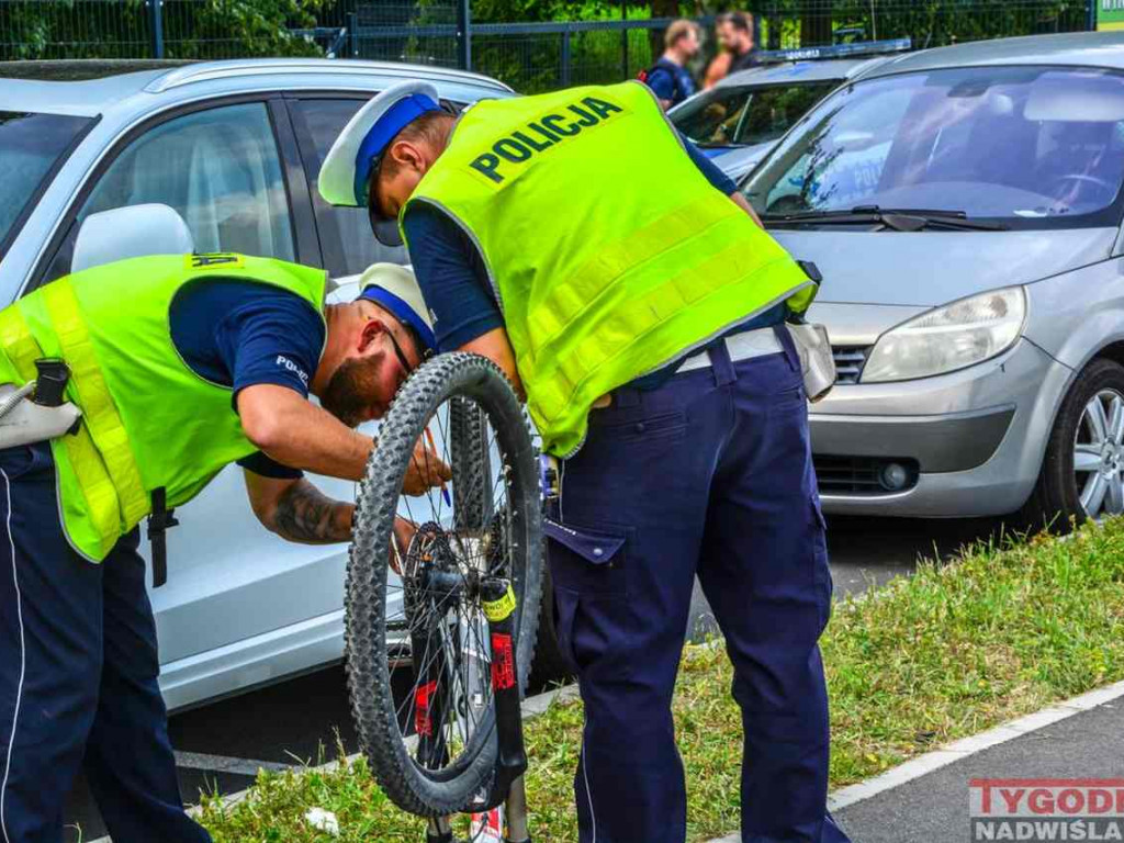 Potrącenie 8-letniego dziecka przez rowerzystę nad Jeziorem Tarnobrzeskim [zdjęcia]
