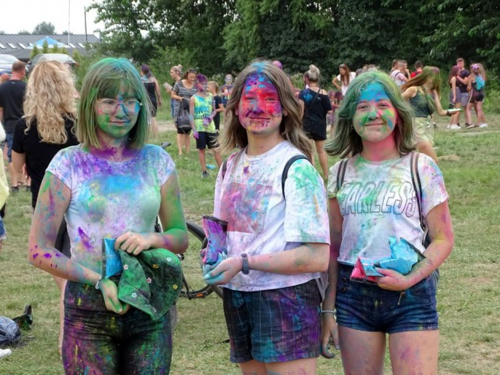 Holi Święto Kolorów nad Jeziorem Tarnobrzeskim [zdjęcia]