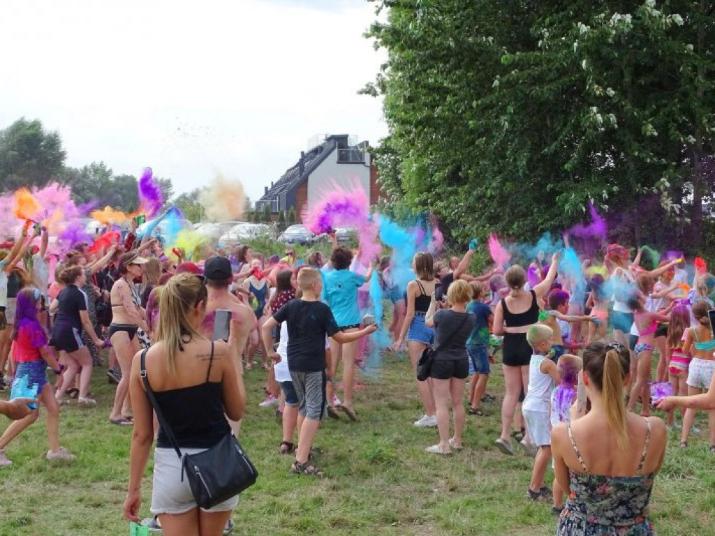 Holi Święto Kolorów nad Jeziorem Tarnobrzeskim [zdjęcia]