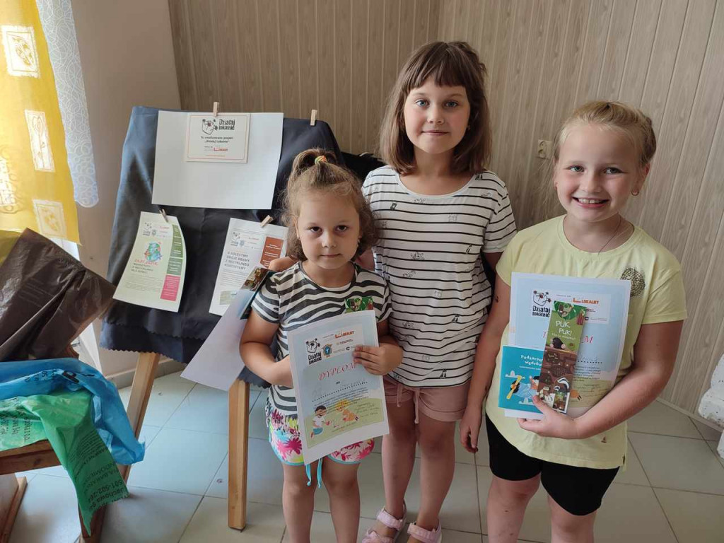 Baranów Sandomierski. Najmłodsi mieszkańcy Dymitrowa Małego wzięli udział w kreatywnych warsztatach z recyklingu [zdjęcia]
