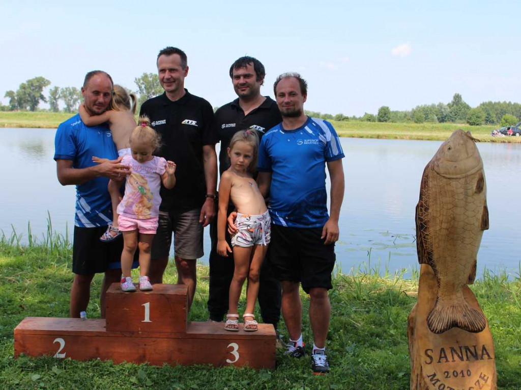 Gorzyce. Łowienie, gotowanie i świetna zabawa z nagrodami. Święto Ryby w Motyczu Poduchownym [zdjęcia]