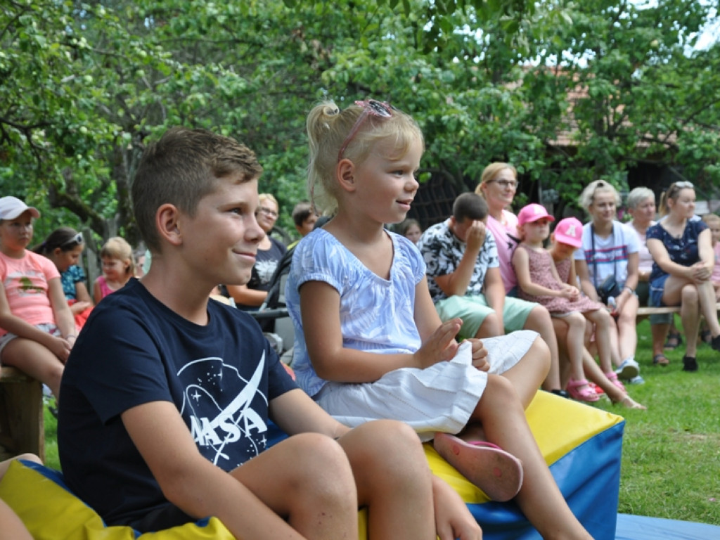 Festiwal teatralny dla najmłodszych w Dąbiu [zdjęcia]