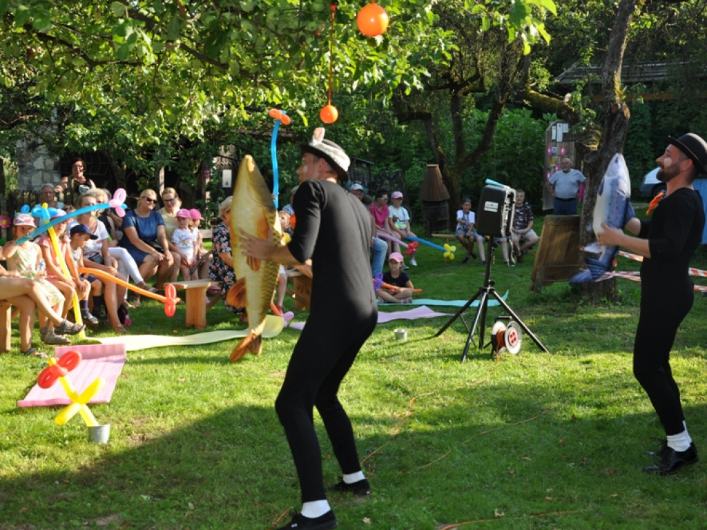 Festiwal teatralny dla najmłodszych w Dąbiu [zdjęcia]