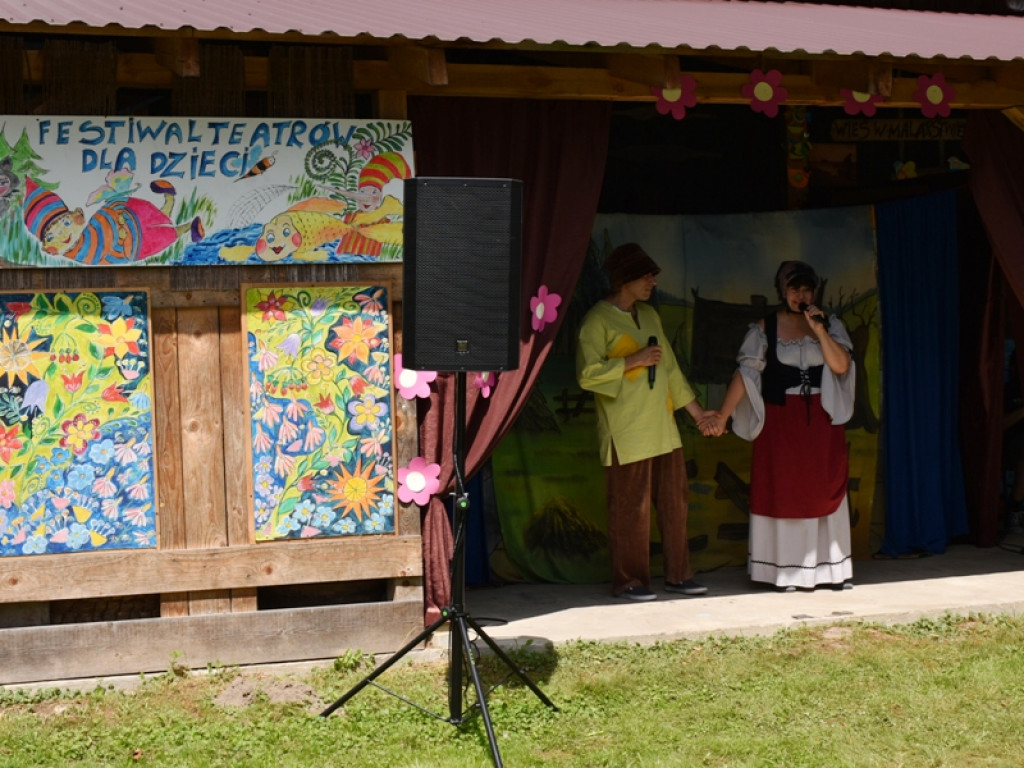 Festiwal teatralny dla najmłodszych w Dąbiu [zdjęcia]
