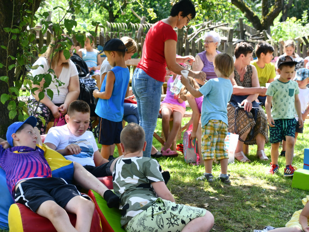 Festiwal teatralny dla najmłodszych w Dąbiu [zdjęcia]