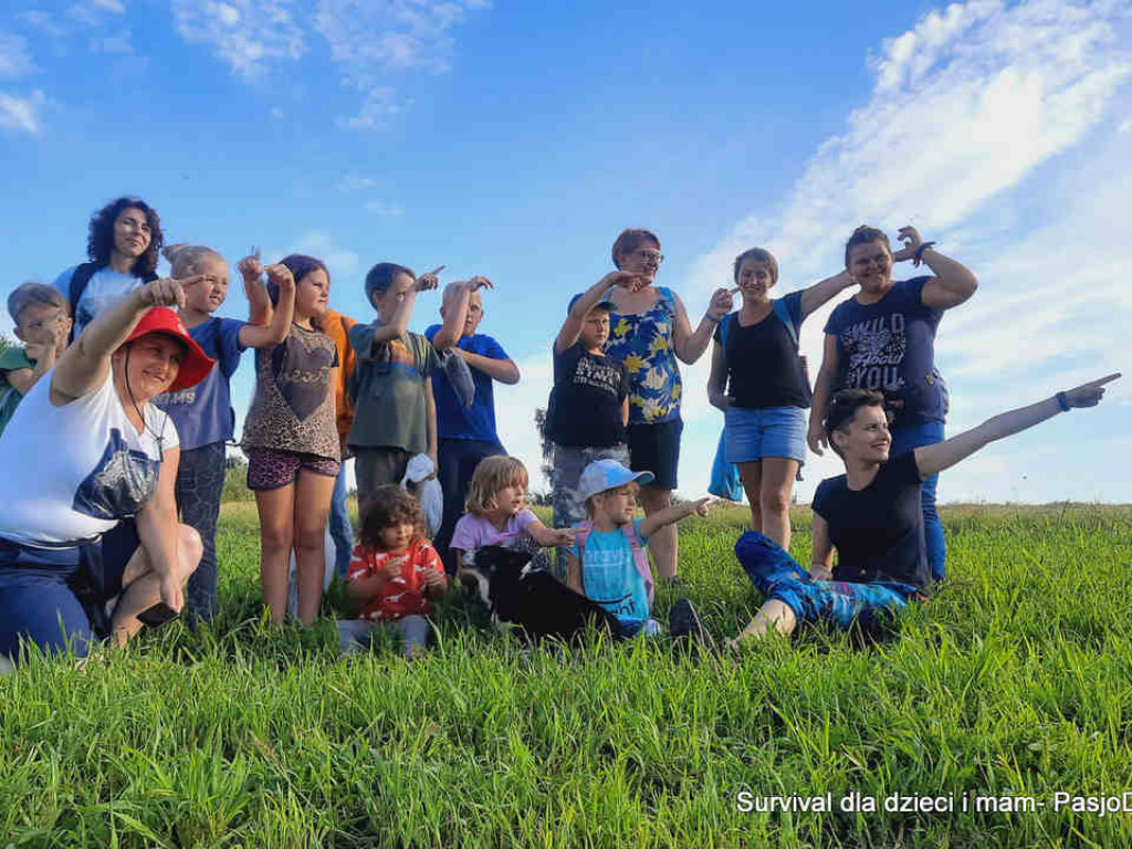 Staszów. Fundacja PasjoDzielnia zorganizowała survivalowy weekend dla dzieci i mam [zdjęcia]