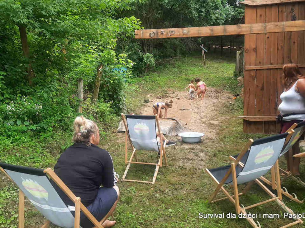 Staszów. Fundacja PasjoDzielnia zorganizowała survivalowy weekend dla dzieci i mam [zdjęcia]