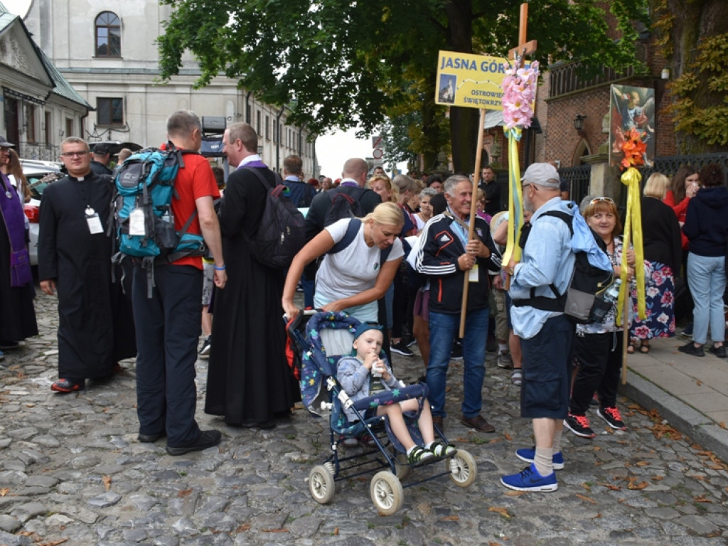 Sandomierz. Pątnicy już na szlaku [zdjęcia]