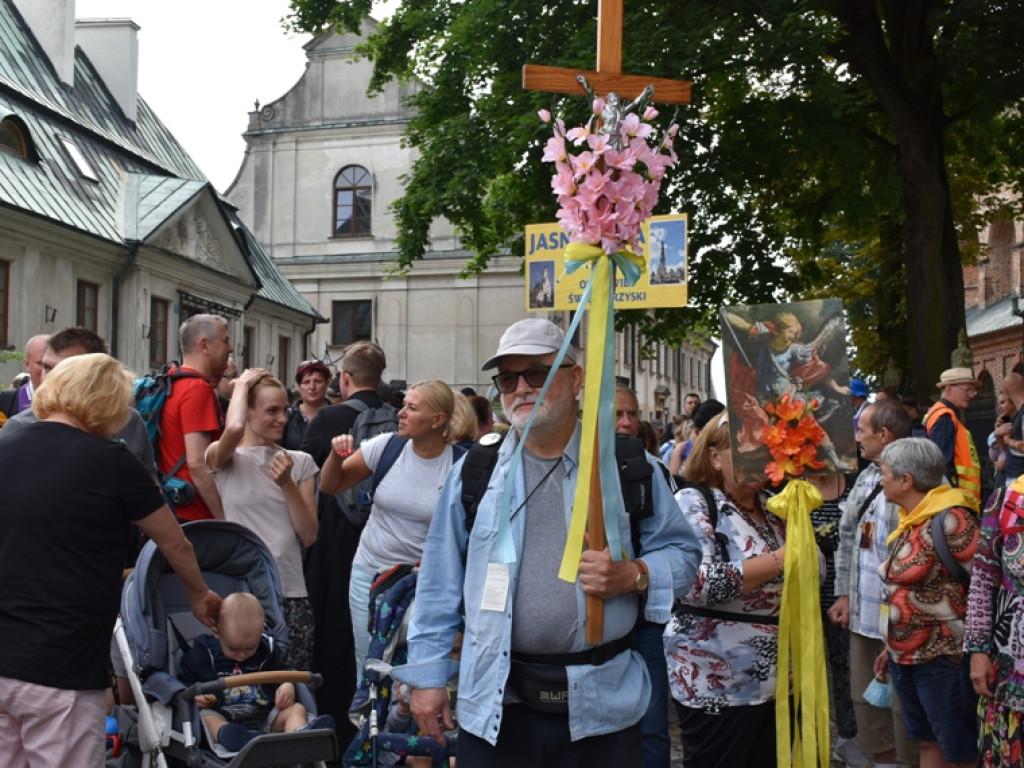 Sandomierz. Pątnicy już na szlaku [zdjęcia]