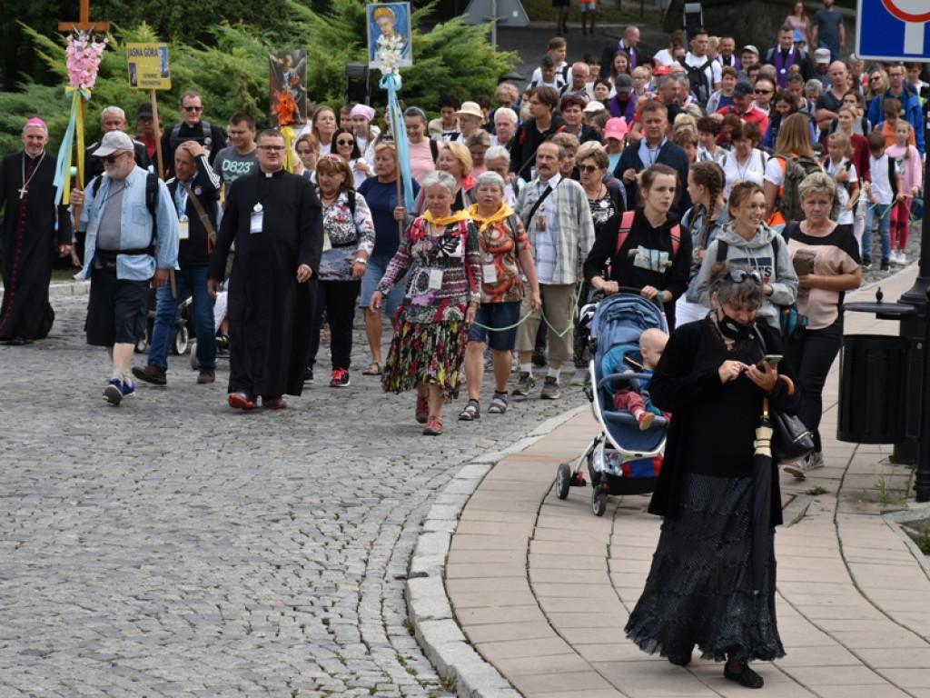 Sandomierz. Pątnicy już na szlaku [zdjęcia]