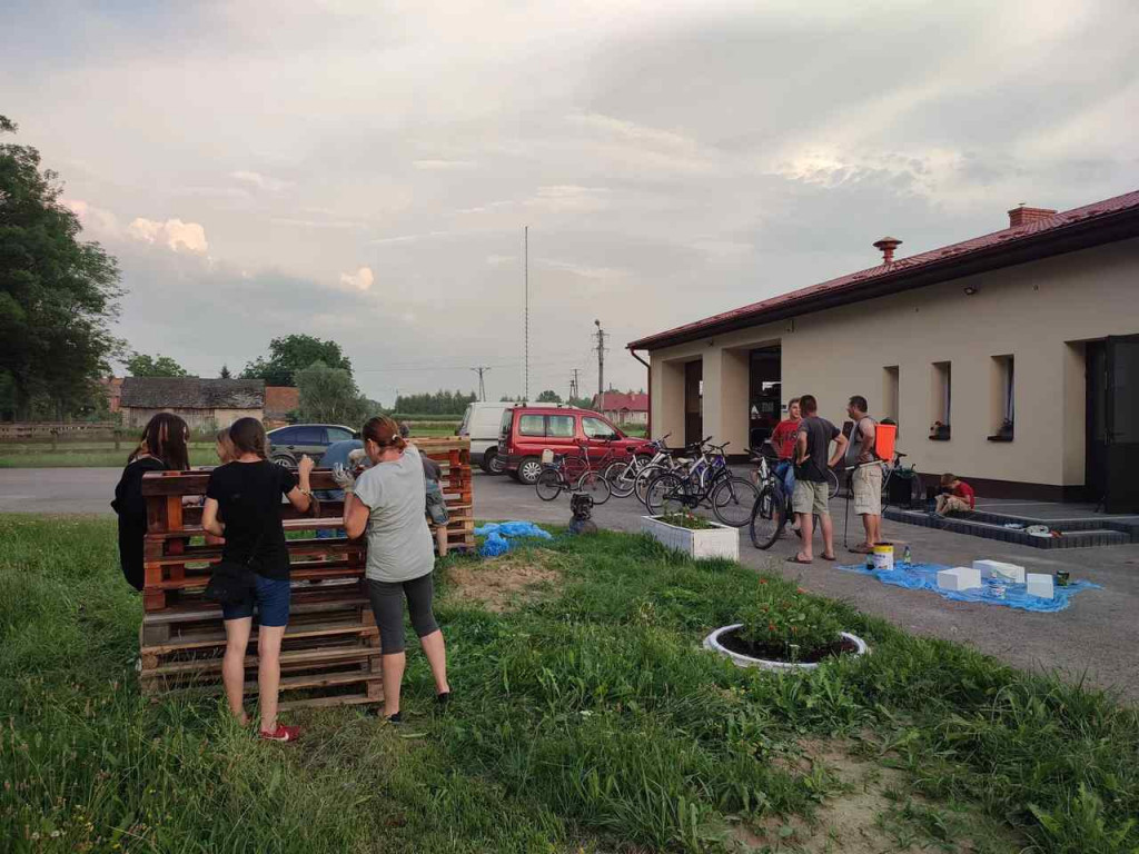 Baranów Sandomierski. Cuda z recyklingu powstają w Dymitrowie Małym [zdjęcia]
