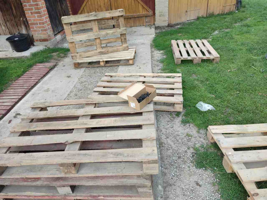 Baranów Sandomierski. Cuda z recyklingu powstają w Dymitrowie Małym [zdjęcia]