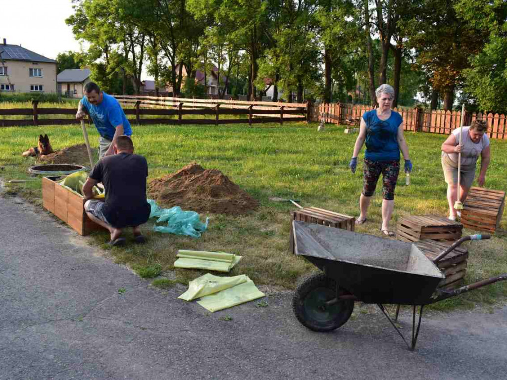Baranów Sandomierski. Cuda z recyklingu powstają w Dymitrowie Małym [zdjęcia]