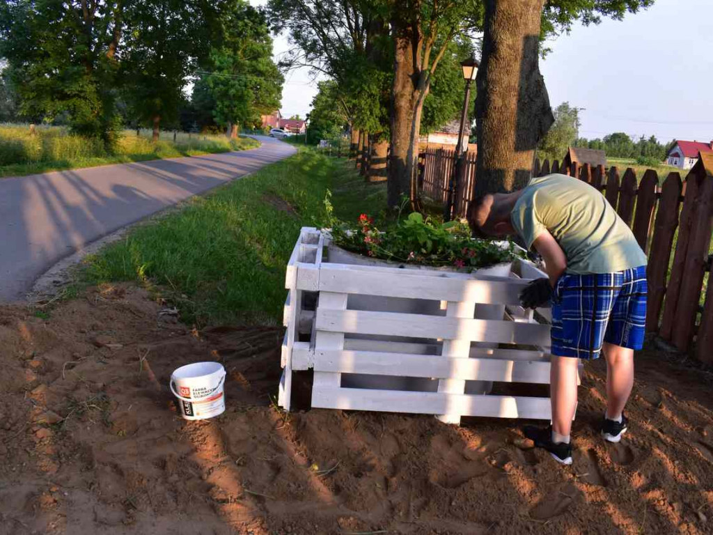 Baranów Sandomierski. Cuda z recyklingu powstają w Dymitrowie Małym [zdjęcia]