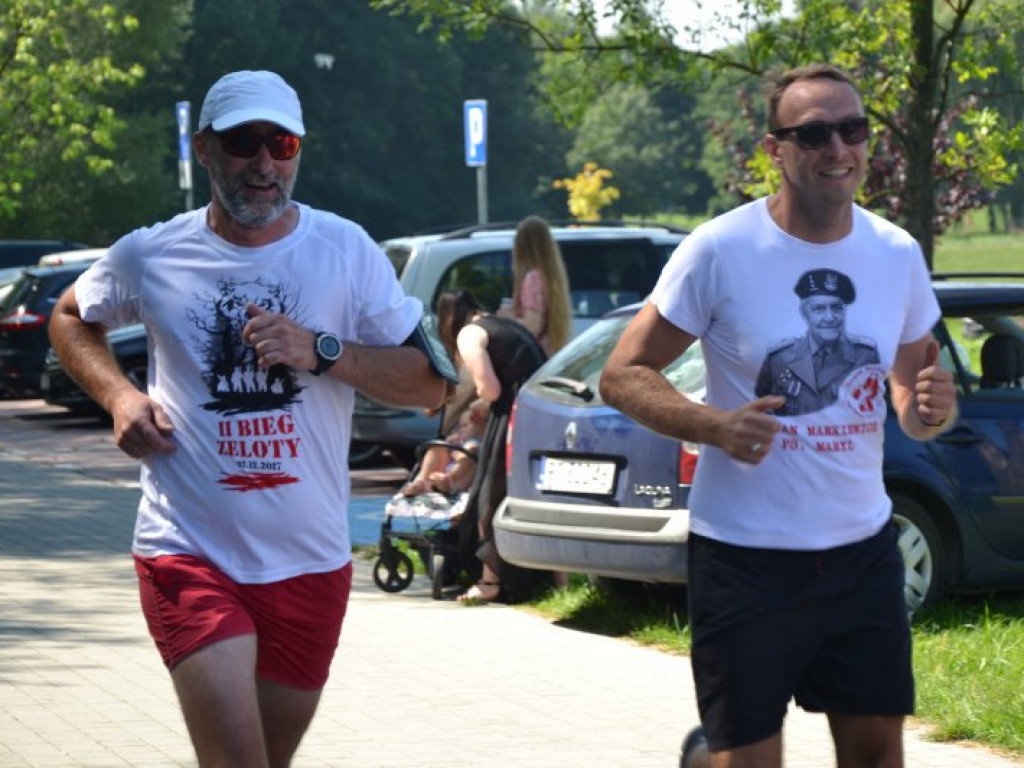 W Tarnobrzegu biegiem Wilczym Tropem upamiętnili żołnierzy wyklętych [zdjęcia]