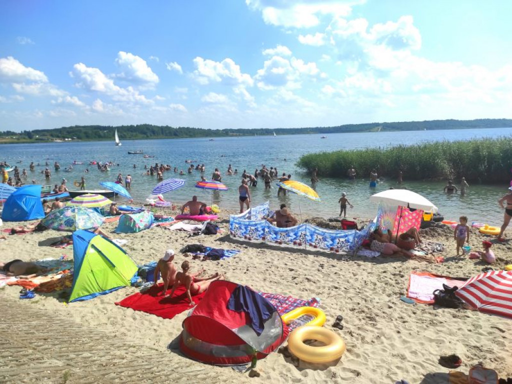 Tłumy nad Jeziorem Tarnobrzeskim. To była rekordowa niedziela [zdjęcia]