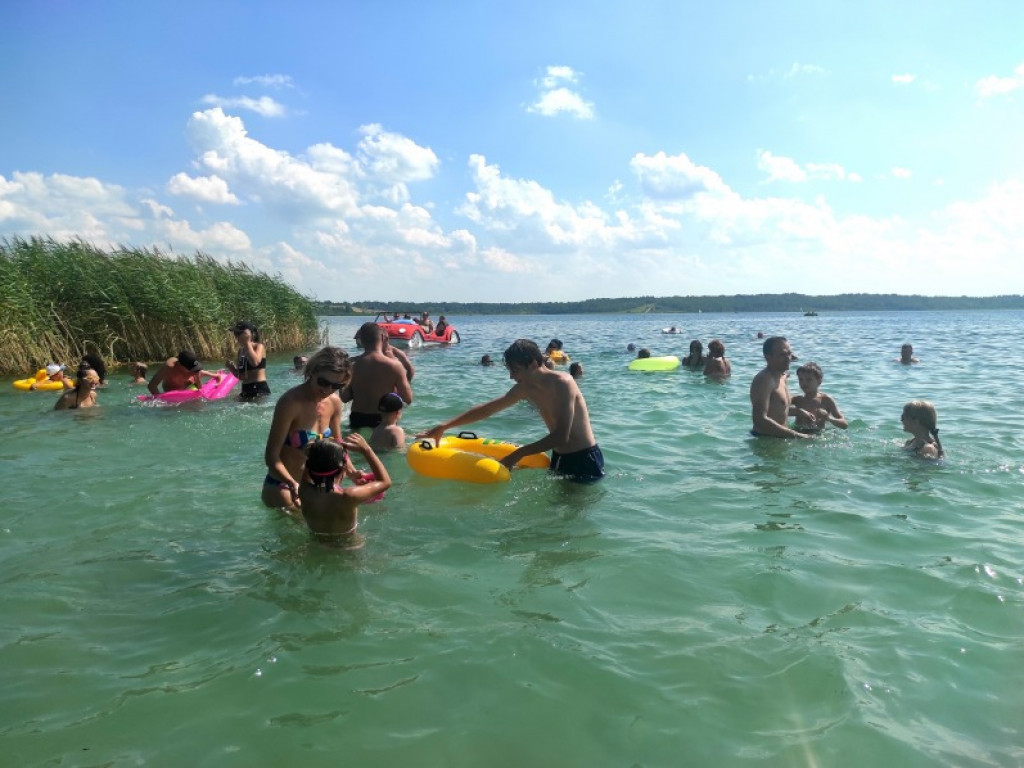 Tłumy nad Jeziorem Tarnobrzeskim. To była rekordowa niedziela [zdjęcia]