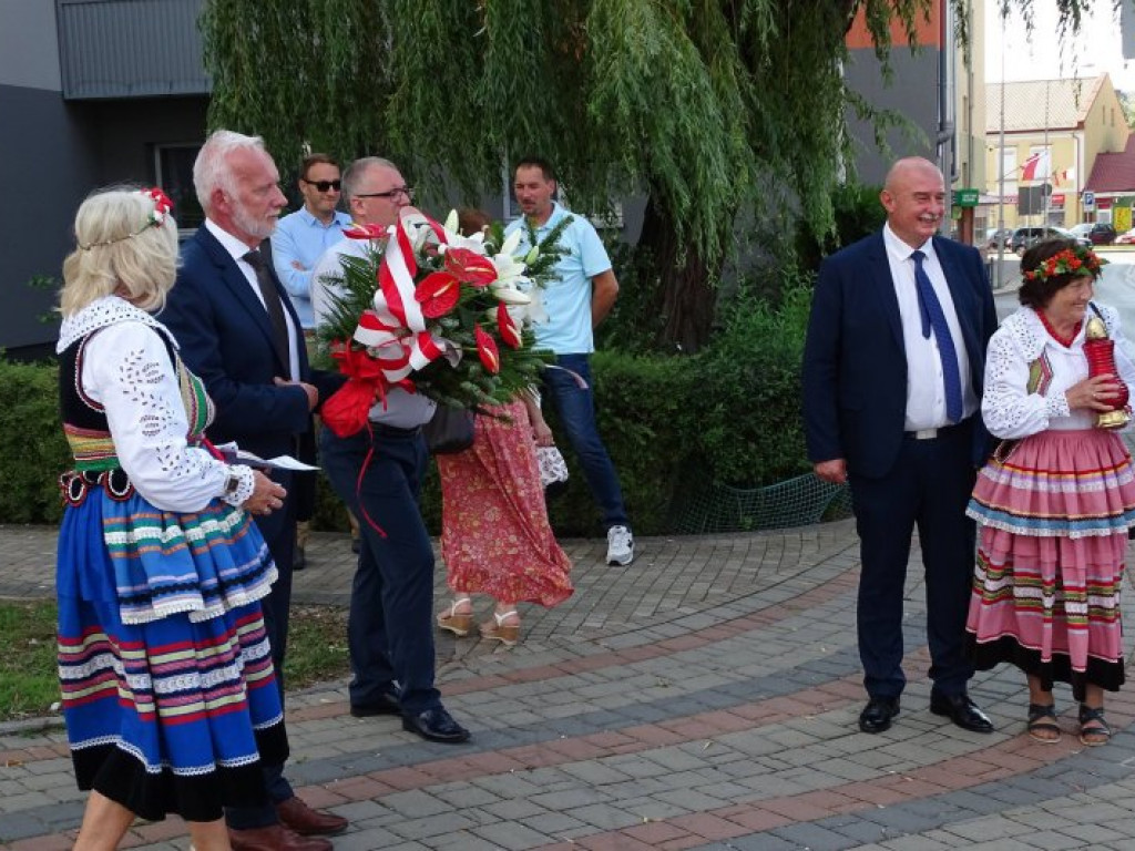 Tarnobrzeg. Radośnie uczcili patriotyczną rocznicę [zdjęcia]