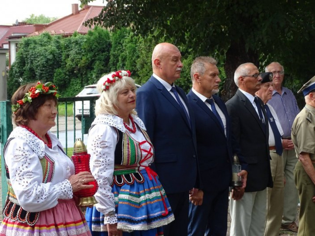 Tarnobrzeg. Radośnie uczcili patriotyczną rocznicę [zdjęcia]