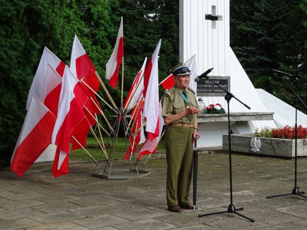 Tarnobrzeg. Radośnie uczcili patriotyczną rocznicę [zdjęcia]