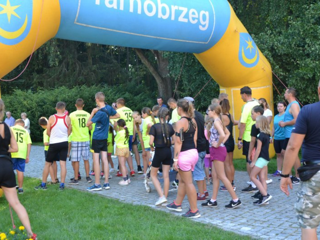 Tarnobrzeg. Radośnie uczcili patriotyczną rocznicę [zdjęcia]