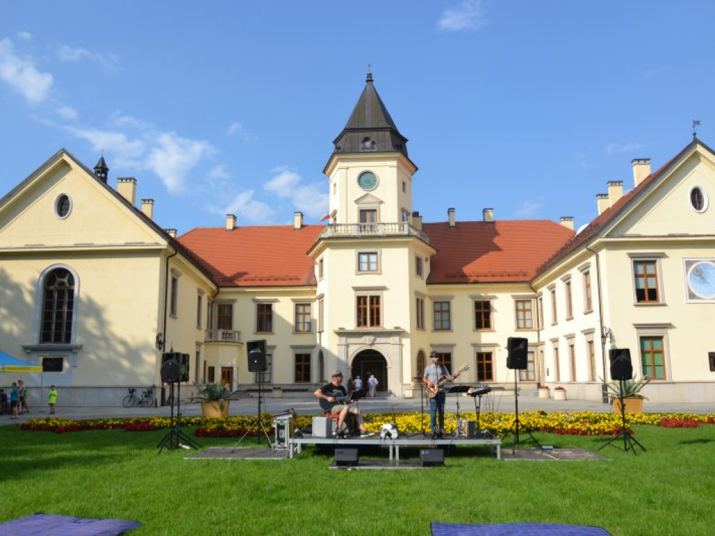 Tarnobrzeg. Muzyczna uczta w parku dzikowskim [zdjęcia]