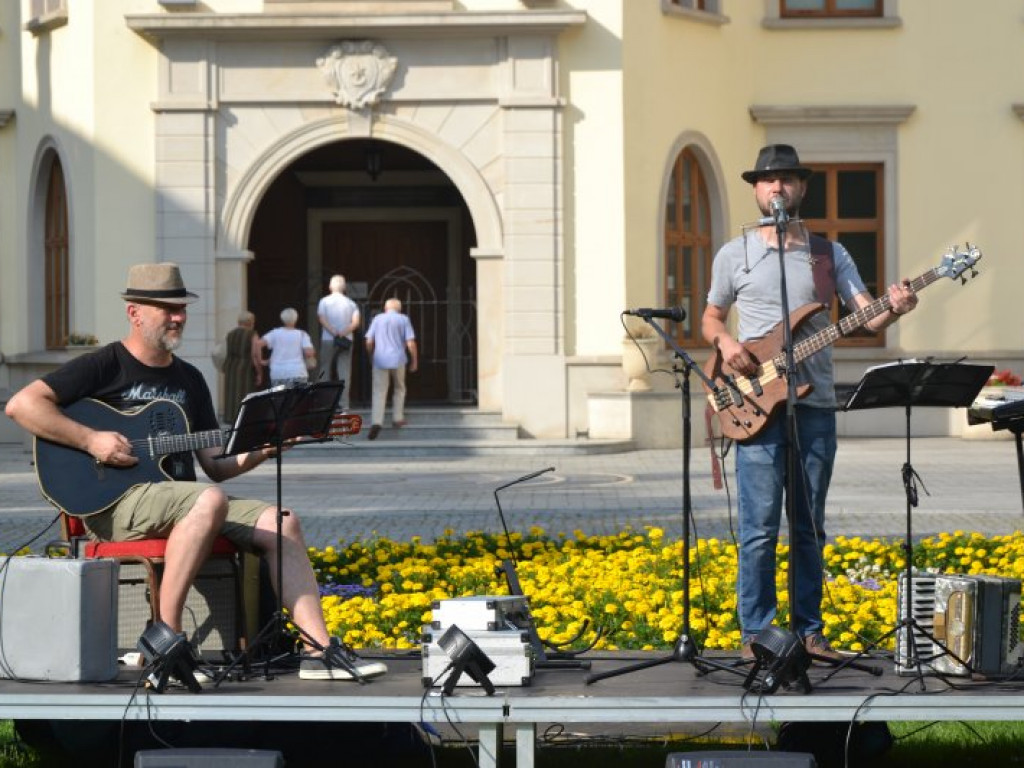 Tarnobrzeg. Muzyczna uczta w parku dzikowskim [zdjęcia]