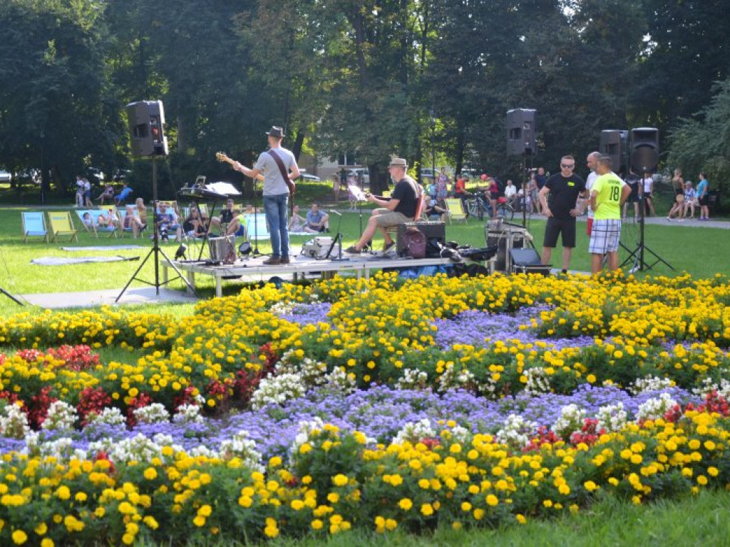 Tarnobrzeg. Muzyczna uczta w parku dzikowskim [zdjęcia]
